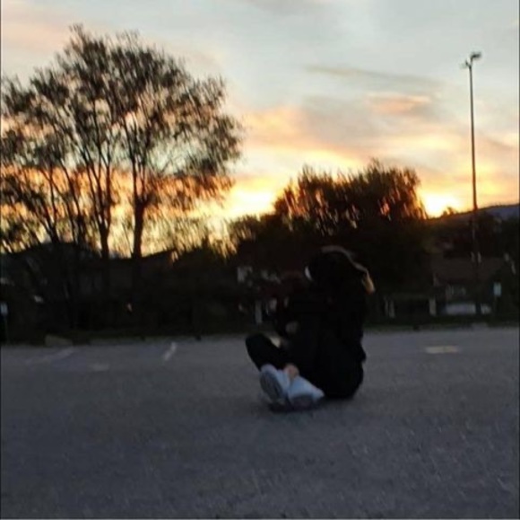 Meet your Posher, Lee - Picture 1 of 1